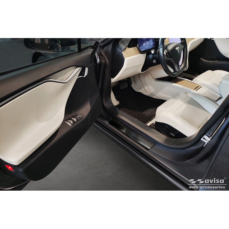 Avisa, Nakładki progowe, Czarny, stal nierdzewna, pasuje do Tesla Model S 2012-2016 & Facelift 2016- 'Lines' - 4-częściowy zestaw