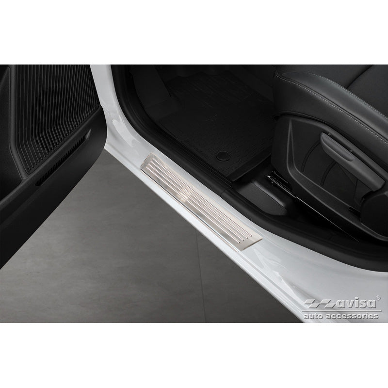 Avisa, Door sill protectors, Stainless steel, Fits Renault Express Furgon 2021- 'Lines' - 2 pieces