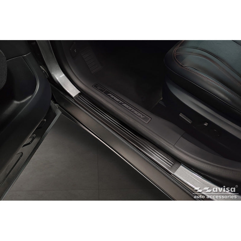 Avisa, protezioni battitacco, nero, acciaio inossidabile, compatibili con Ford Mustang Mach-E 2020- 'Lines' - 4 pezzi