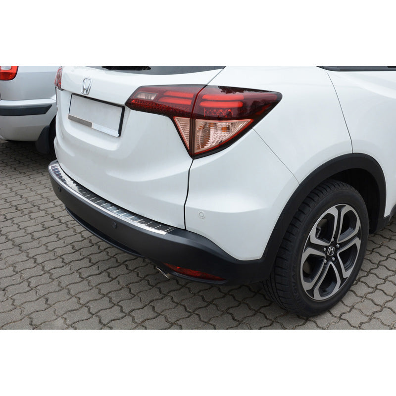 Avisa, Rear bumper protector, stainless steel, fits Honda HR-V 2015-2018 & FL 2018- Excl. HR-V 2020 Sport 'Ribs'