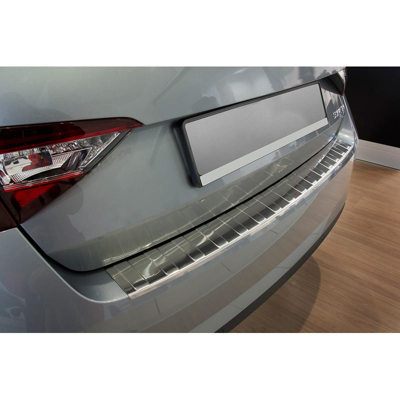 Avisa, protection de pare-chocs arrière, acier inoxydable, convient à Skoda Superb Liftback 2015-2019 & 2019- 'Ribs'