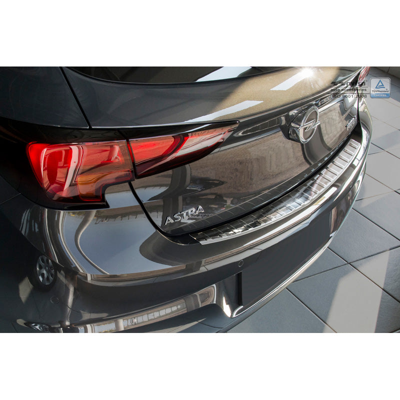 Avisa, Protection de pare-chocs arrière, acier inoxydable, compatible avec Opel Astra K HB 5 portes 2015- 'Ribs'