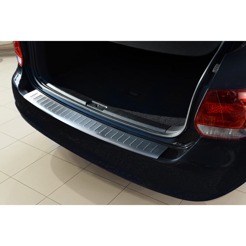 Avisa, ochrana zadního nárazníku, nerezová ocel, pasuje na Volkswagen Golf V/VI Variant 2003-2012 'Ribs'