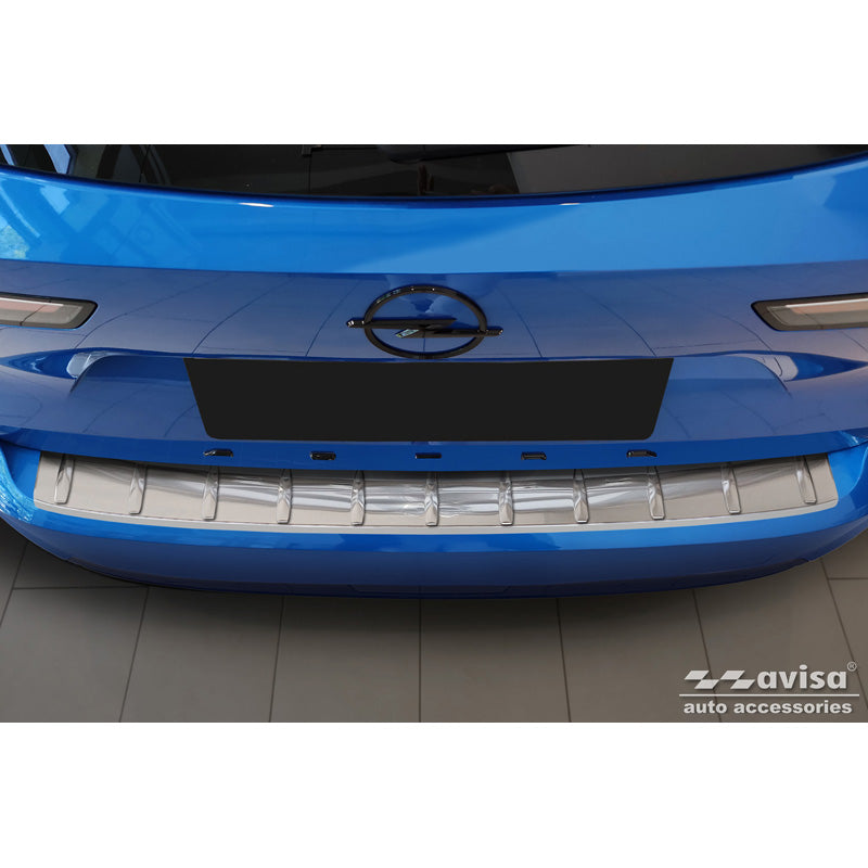 Avisa, protector de parachoques trasero, acero inoxidable, compatible con Opel Astra L Sportstourer 2022- 'Ribs'