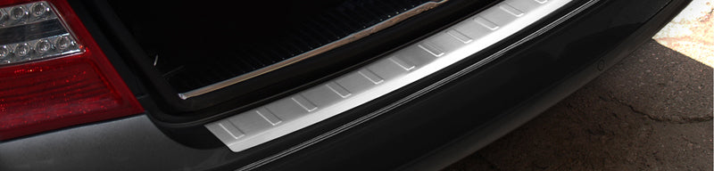 Avisa, protection de pare-chocs arrière, acier inoxydable, convient à Mercedes C-Class W204 break 2007-2011 (incl. AMG) 'Ribs'