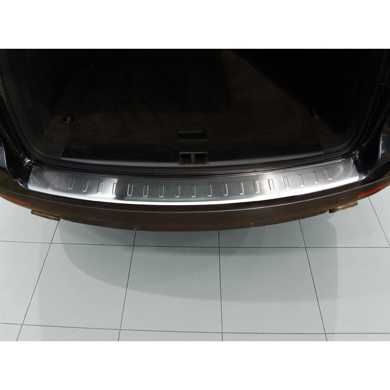 Avisa, Ochrana zadního nárazníku, nerezová ocel, pasuje na Volkswagen Touareg 2007-2010 'Ribs'