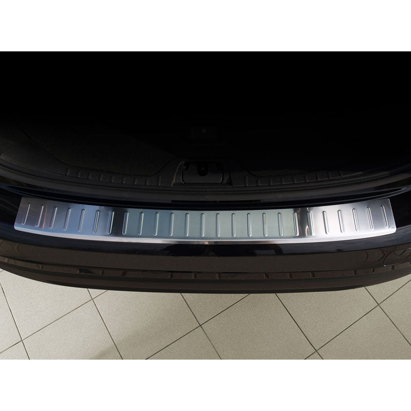 Avisa, Bagkofangerbeskytter, Rustfritstål, passer til Volvo V60 2010-2018 'Ribs'