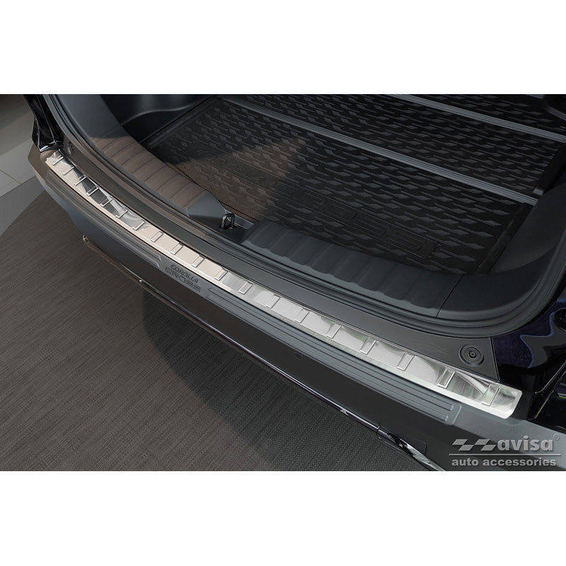 Avisa, protector de parachoques trasero, acero inoxidable, compatible con Toyota Corolla Cross 2022- 'nervaduras'