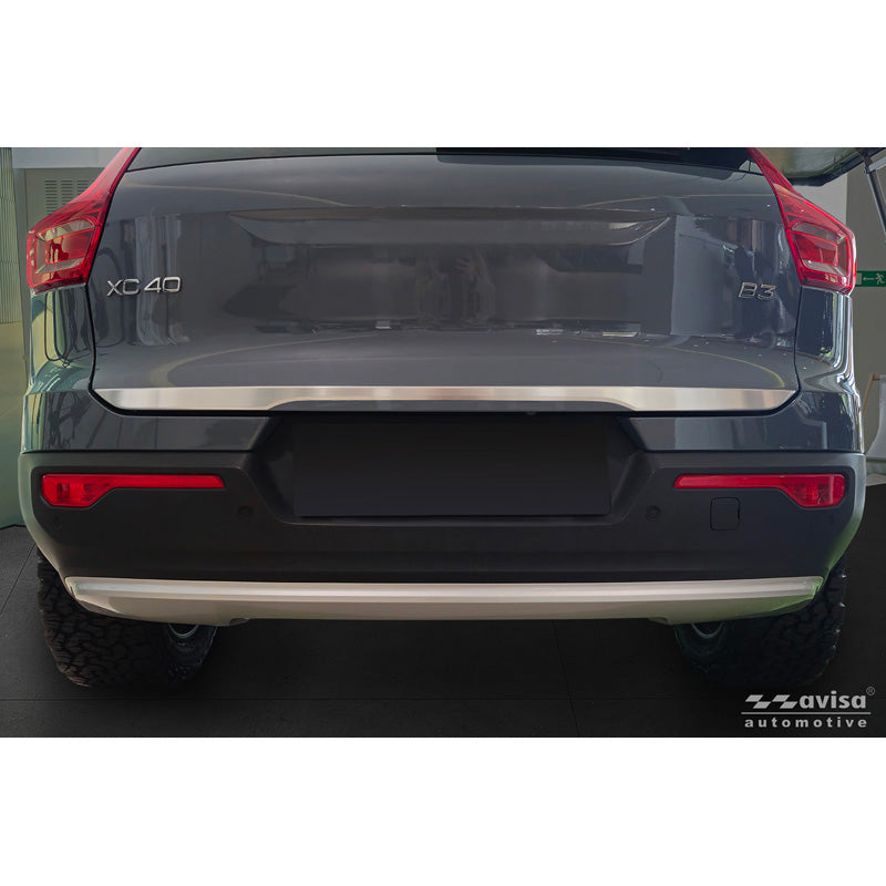 Avisa, Rivestimento portellone, acciaio inox spazzolato, adatto a Volvo XC40 (536) (2017-)