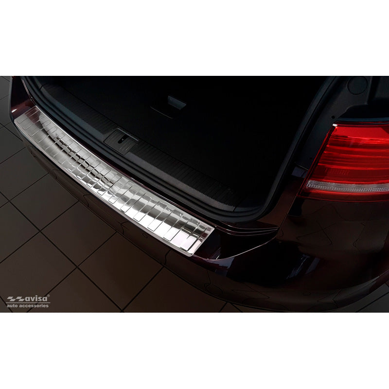Avisa, ochrana zadního nárazníku, leštěný do vysokého lesku, nerezová ocel, pasuje na Volkswagen Passat 3G Variant 2014-2023 'Žebra'