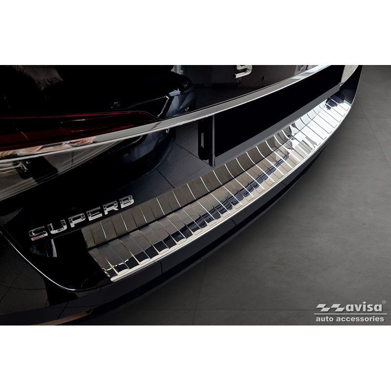 Avisa, protège pare-chocs arrière, poli brillant, acier inoxydable, compatible avec Skoda Superb Combi 2015-2019 incl. Facelift 2019-2024 & Scout 'Nervures'