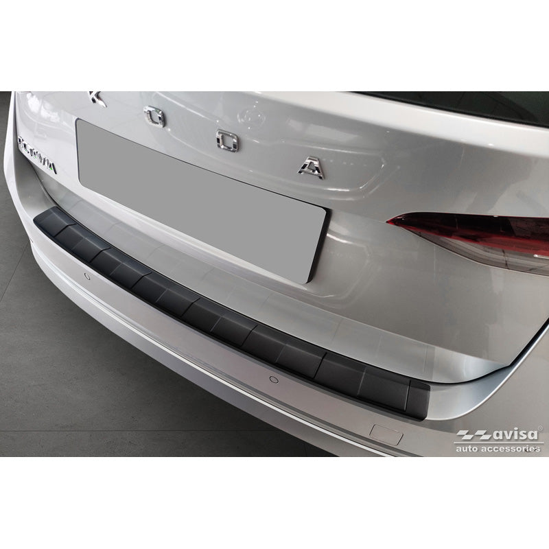 Avisa, protezione paraurti posteriore, nero opaco, acciaio inossidabile, adatta a Skoda Octavia Combi (NX5) incl. RS 2020-2024 & FL 2024- 'Ribs'