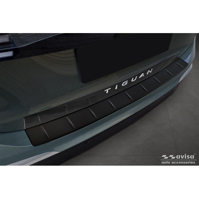 Avisa, ochrana zadního nárazníku, matná černá, nerezová ocel, pasuje na Volkswagen Tiguan (CT1) 2024- 'Ribs'