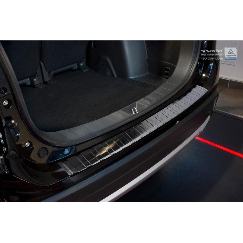 Avisa, nakładka ochronna na tylny zderzak, czarna, stal nierdzewna, pasuje do Mitsubishi Outlander III 2015- 'Ribs'