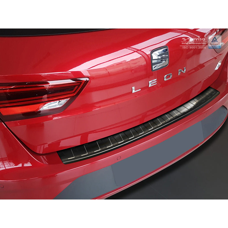 Avisa, protector de paragolpes trasero, negro, acero inoxidable, compatible con Seat Leon (5F) ST 2013-2017 & 2017- 'Ribs'
