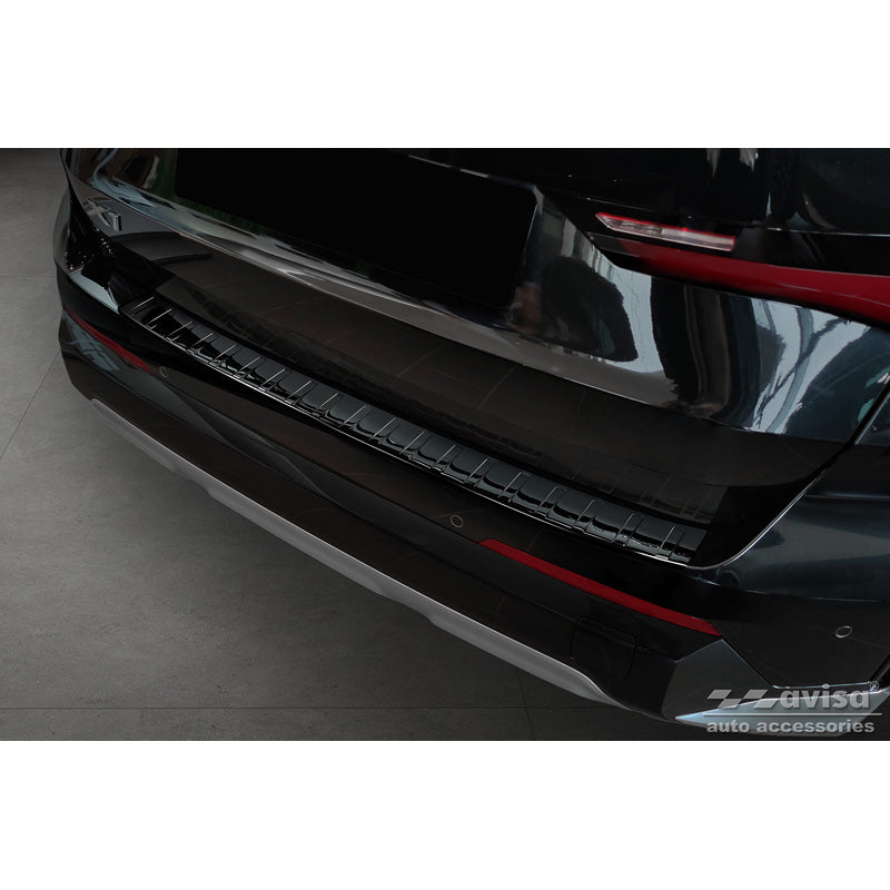Avisa, Bagkofangerbeskytter, Blank Sort, Rustfritstål, passer til BMW X1 U11 / U11 xLine 2022- 'Ribs'