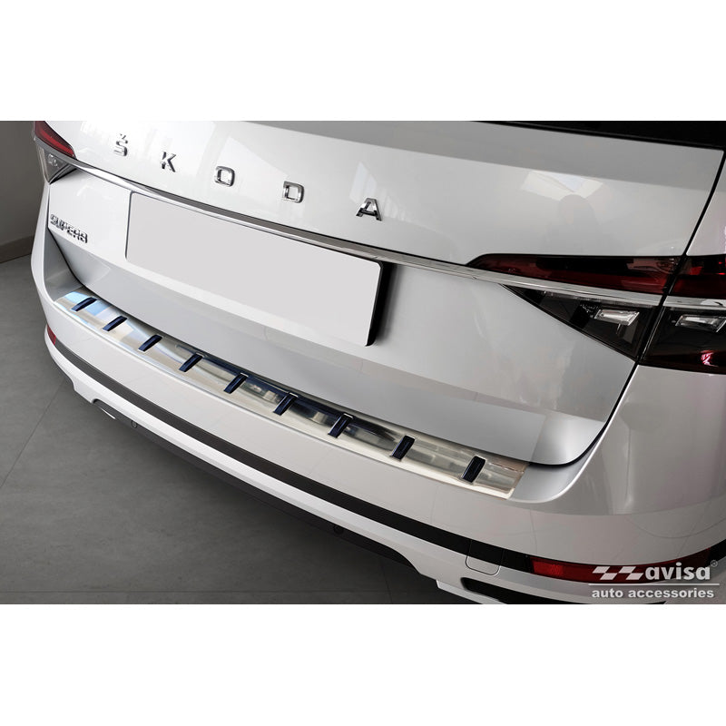 Avisa, ochrana zadního nárazníku, nerezová ocel, pasuje na Skoda Superb III Combi 2015-2023 včetně Scout 'STRONG EDITION'