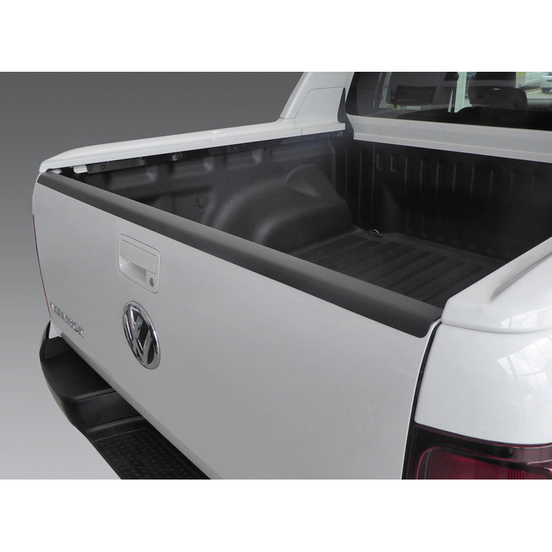 RGM, ochranný kryt zadní výklopné stěny pickupu, ABS plast, vhodné pro Volkswagen Amarok 2010- černá