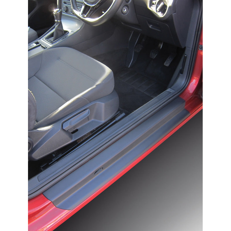 RGM, Protectores de estribo, se adapta a Volkswagen Golf VII HB 5-doors/Variant 2012-2020 - juego de 2 piezas