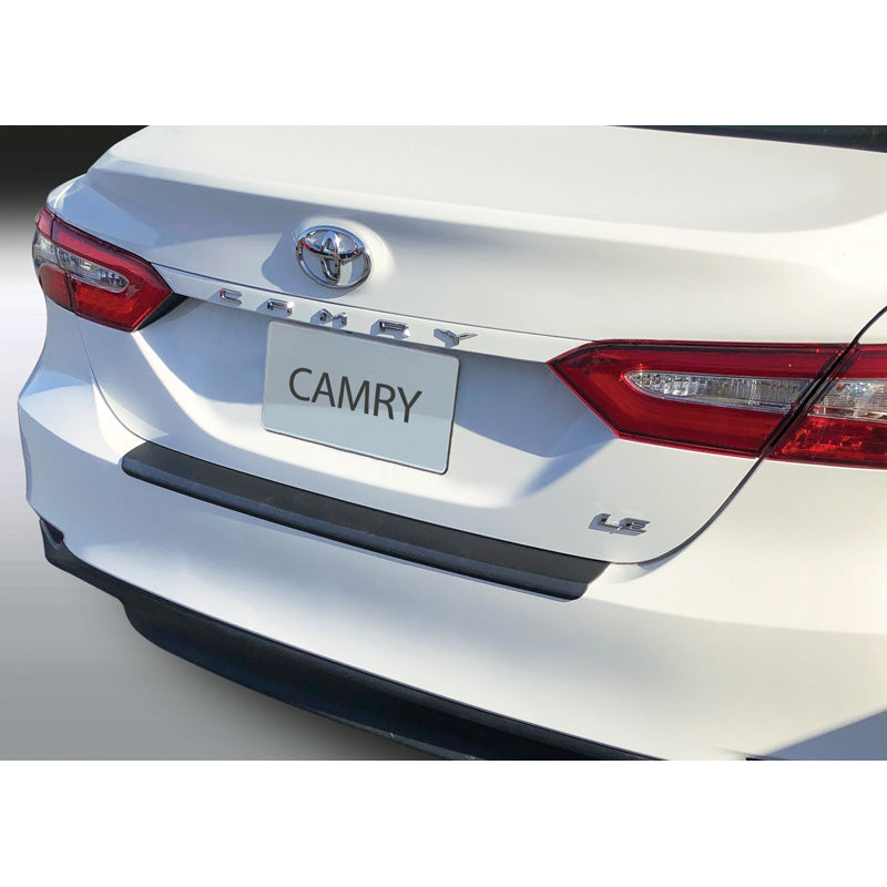 RGM, chránič zadního nárazníku, plast ABS, vhodný pro Toyota Camry 2019- Černá