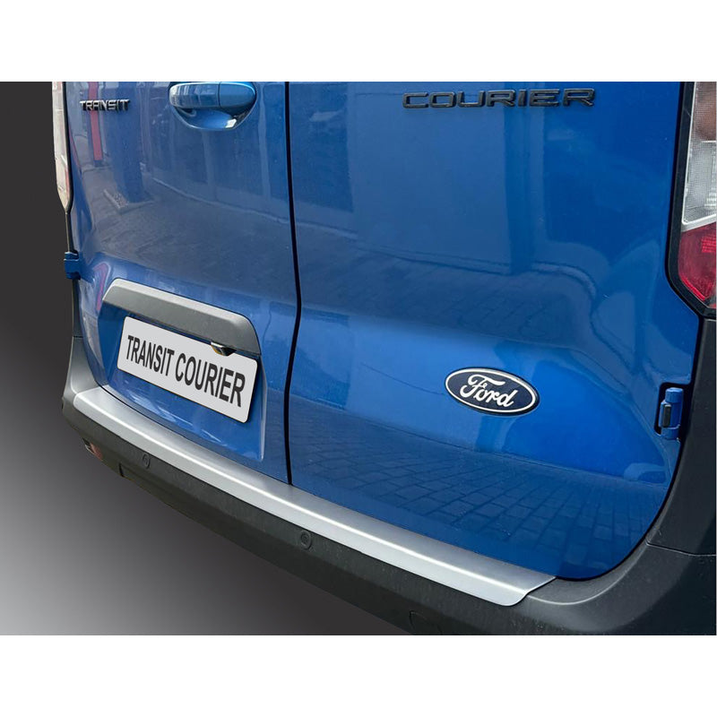 RGM, Protezione paraurti posteriore, plastica ABS, adatta a Ford Transit Courier & Tourneo Courier 2023- Argento