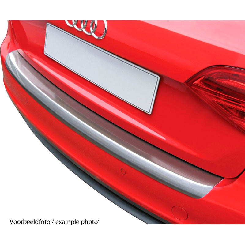 RGM, Protezione paraurti posteriore, plastica ABS, compatibile con Hyundai i10 2020- 'Effetto alluminio spazzolato'