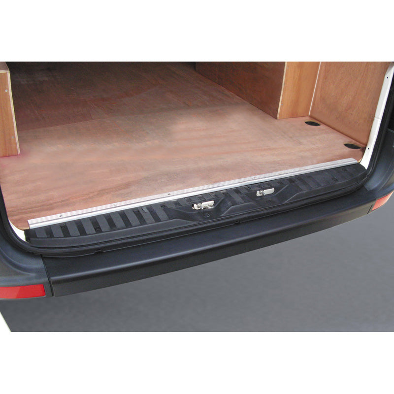 RGM, Ochraniacz tylnego zderzaka, tworzywo ABS, pasuje do Volkswagen Crafter & Mercedes Sprinter 2006-2017 czarny