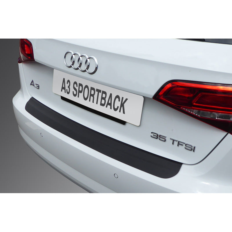 RGM, ochranná lišta zadního nárazníku, ABS plast, pasuje na Audi A3 (8V) Sportback Facelift 05/2016-04/2020 včetně S-Line/S3/RS3 - Černá