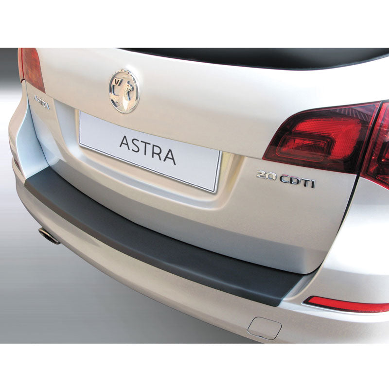 RGM, Ochraniacz tylnego zderzaka, ABS, czarny, Pasuje do Opel Astra J Sports Tourer (2010-2012)