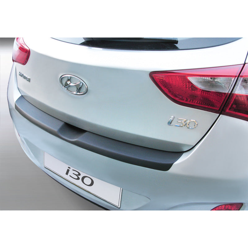 RGM, Nakładka na tylny zderzak, tworzywo ABS, Czarny, Pasuje do Hyundai i30 5 drzwi 2012-2017, '3D-Fit'