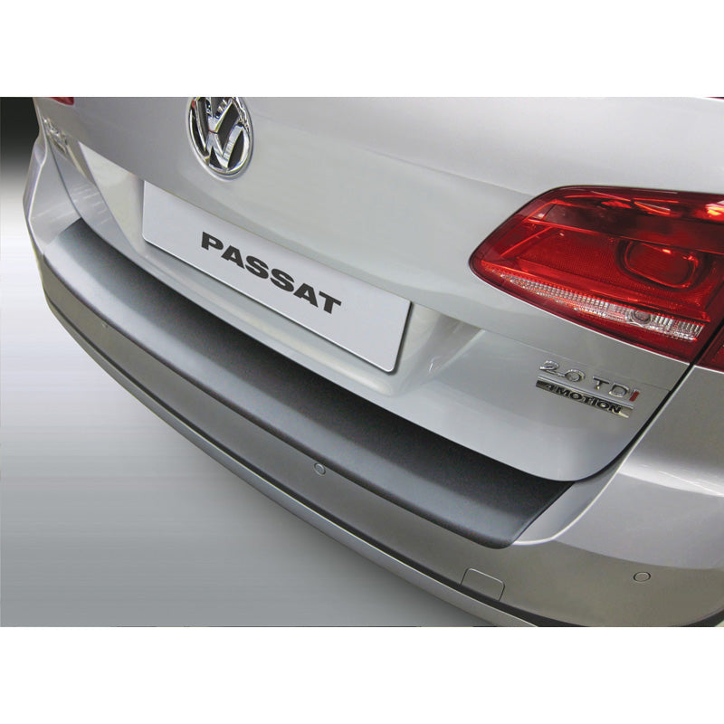 RGM, Rear bumper protector, ABS plastic, fits Volkswagen Passat 3C Variant Alltrack 2011-2014 Black