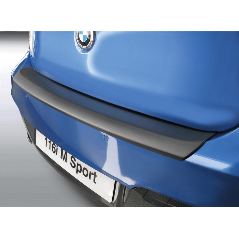 RGM, ochrana zadního nárazníku, ABS plast, pasuje na BMW 1-Series F20/F21 3/5 dveří 'M-Sport' 2011-2015 Černá