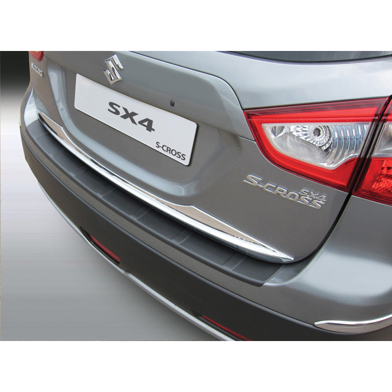 RGM, Protector de parachoques trasero, plástico ABS, compatible con Suzuki SX4 S-Cross 10/2013- 'Acanalado' Negro