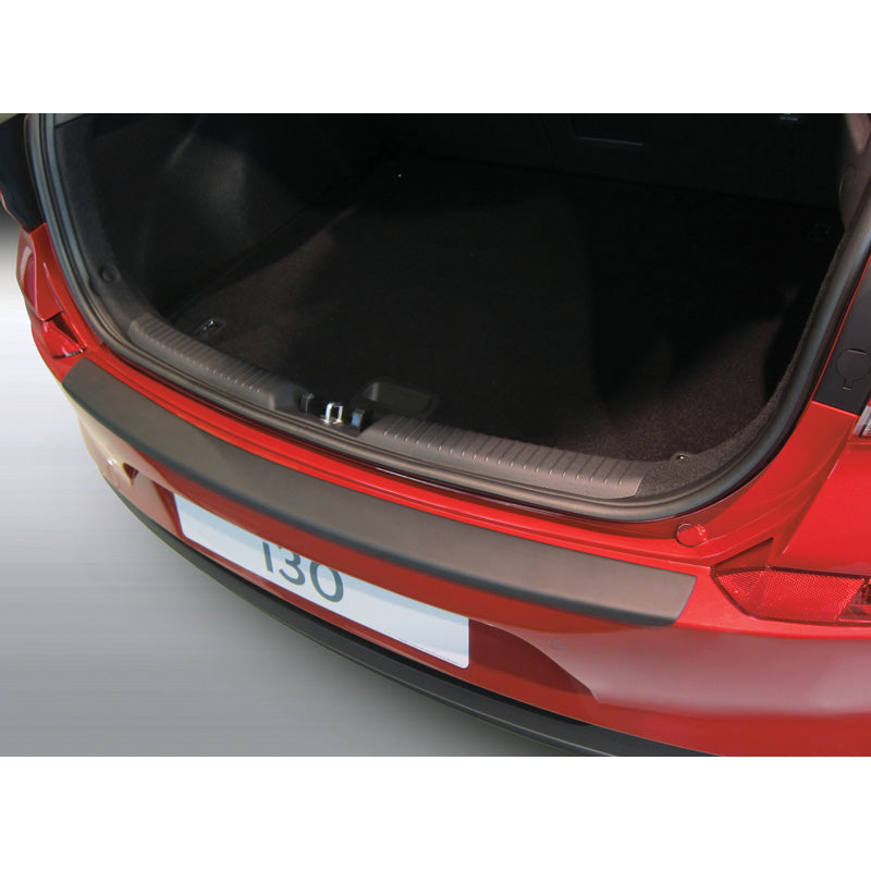 RGM, osłona tylnego zderzaka, tworzywo ABS, czarny, pasuje do Hyundai i30/i30N HB 5 drzwi (2017-2020)