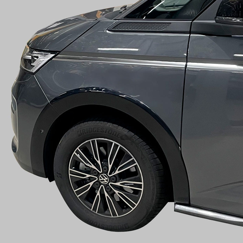 RGM, Set Wheel arch extensions, passer til Volkswagen T7 Multivan 2021- Short Wheel Base - Black (with Park Assist)