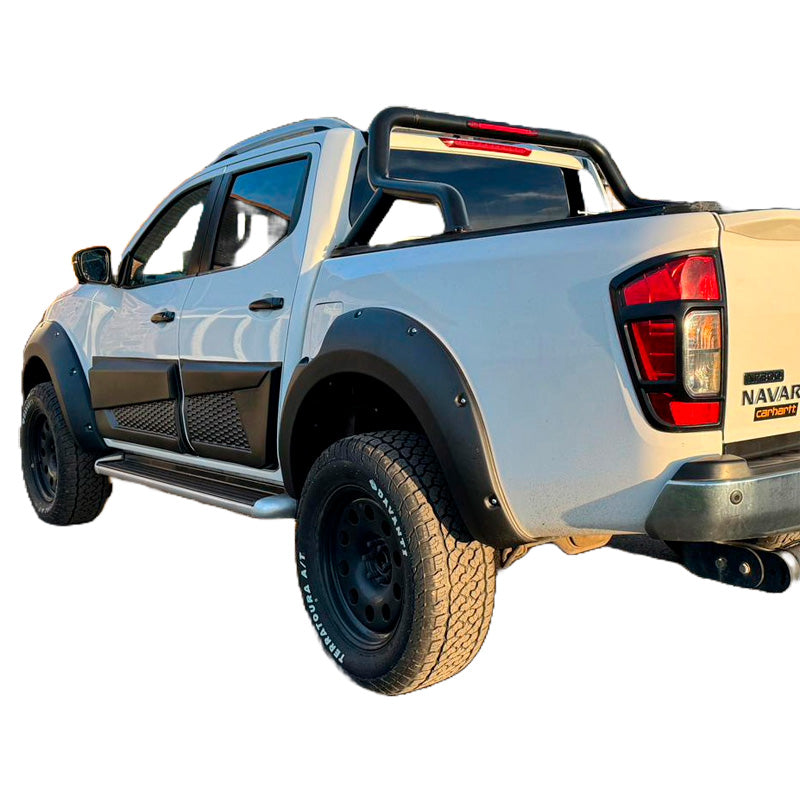 OneWay, ochrana bočních prahů, matná černá, vhodné pro Nissan Navara NP300 (D23) 2014-2021, 4 díly