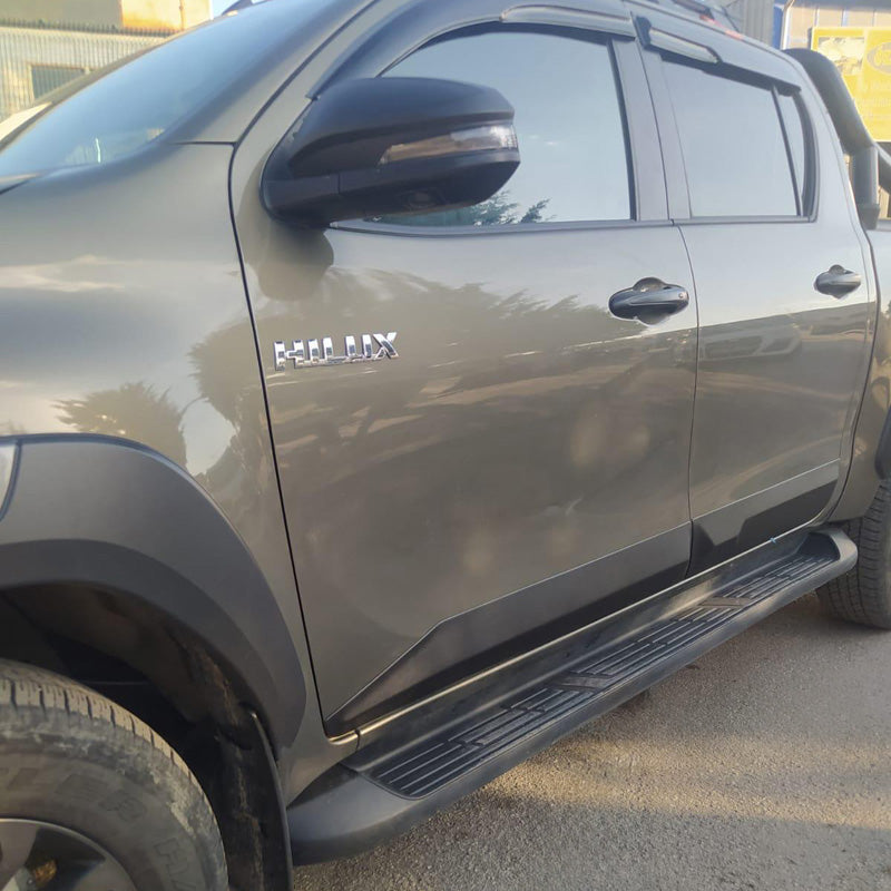 OneWay, Side body moulding sæt, Mat sort, Passer til Toyota Hilux 8. generation (2015-), 4 dele