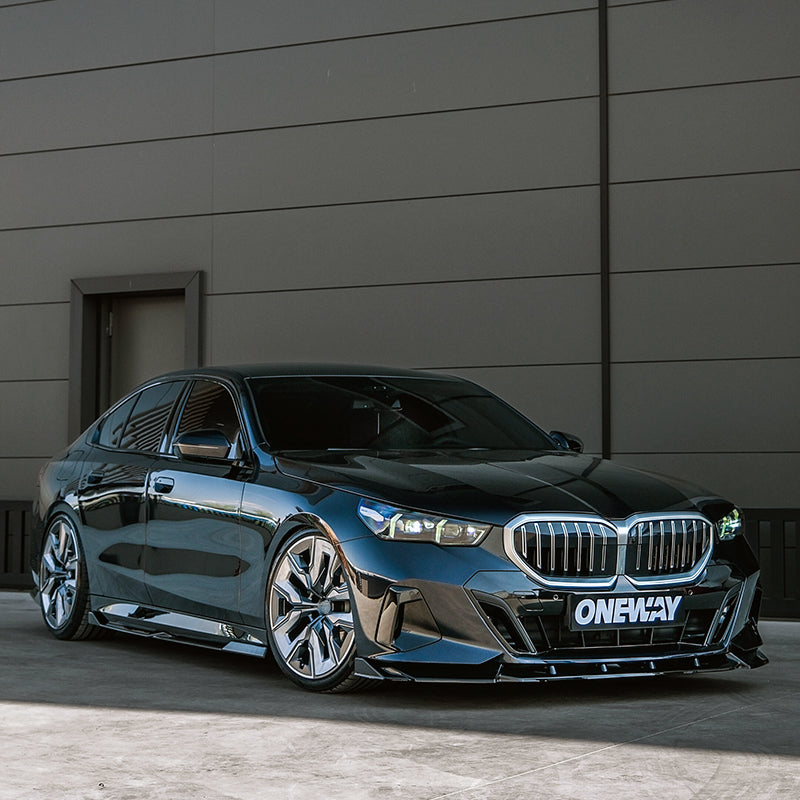 OneWay, Komplet bodykit, Gloss sort, passer til BMW 5-Serie G60 Sedan M-Pack (2023- inkl. i5)