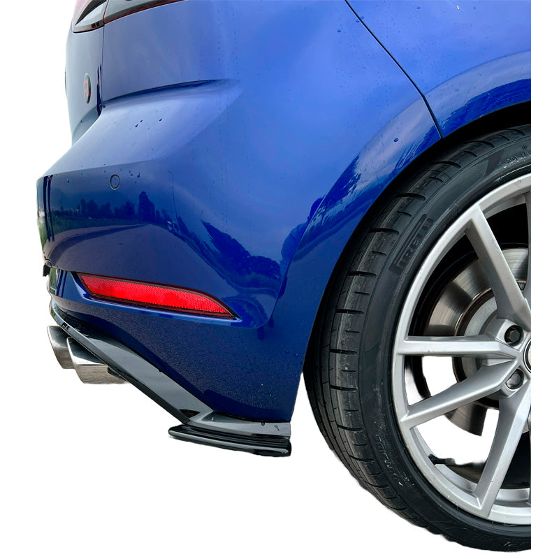 OneWay, splittery tylnego zderzaka, czarny na połysk, Pasuje do Volkswagen Golf VII (7.5) HB R 2017-2020, 2 szt. zestaw