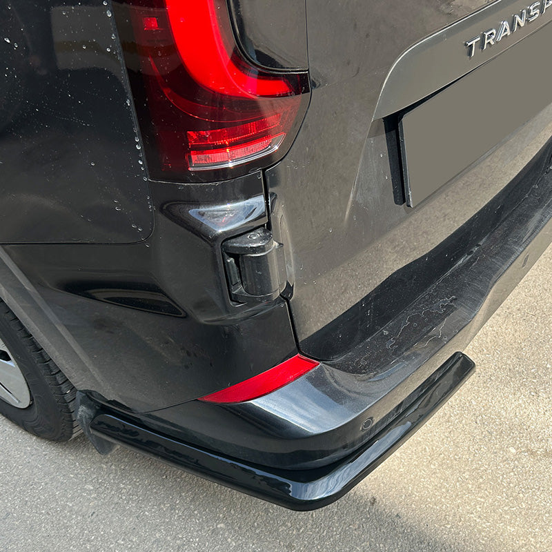 OneWay, Underlæbe, højglans sort, passer til Volkswagen Transporter T7 (2024-) & Ford Transit Custom (V710) (2023-)