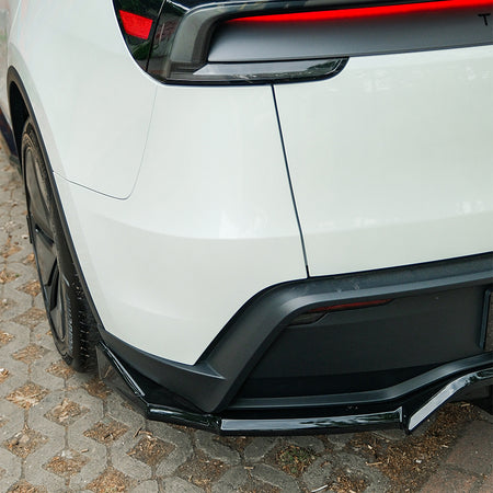 OneWay, Underlæbe, bag, Blank sort, passer til Tesla Model Y 'Juniper' FL (2025-)