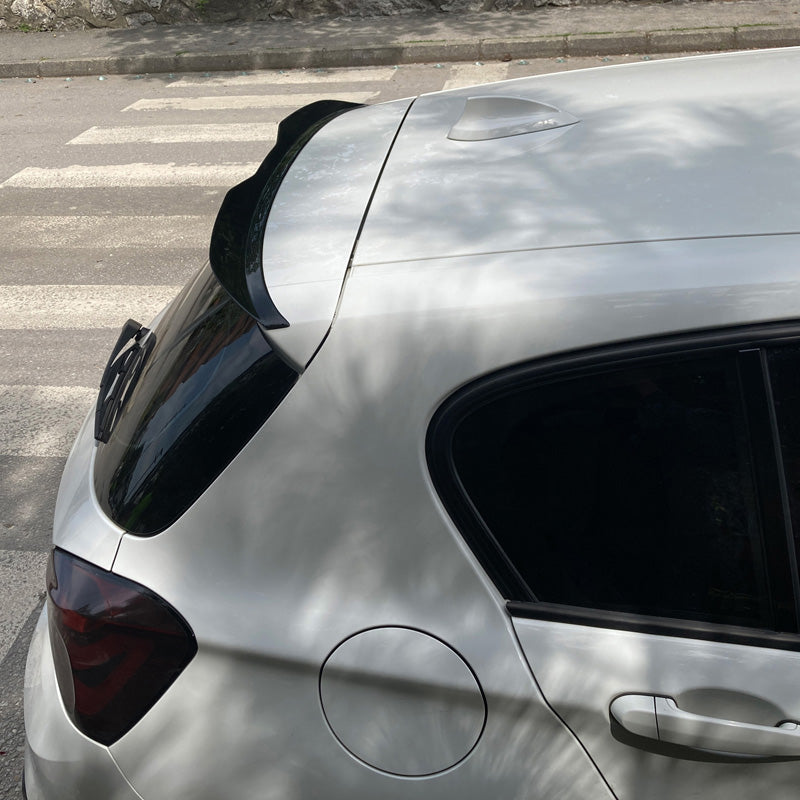OneWay, kryt střešního spoileru, lesklá černá, pasuje na BMW 1-Series F20/F21 M-Power Facelift (2015-2019)