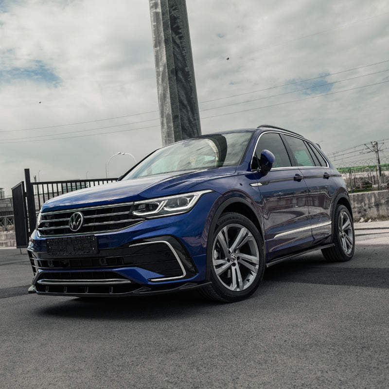OneWay, progi boczne, błyszcząca czerń, pasuje do Volkswagen Tiguan II R/R-Line Facelift (2020-2024) – 2-częściowy zestaw
