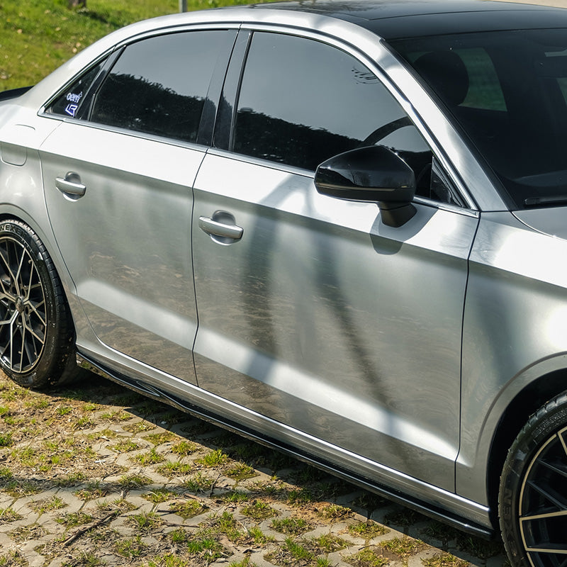 OneWay, sideskirts, glanzend zwart, past op Audi A3 (8V) Sedan Facelift 2016-2020