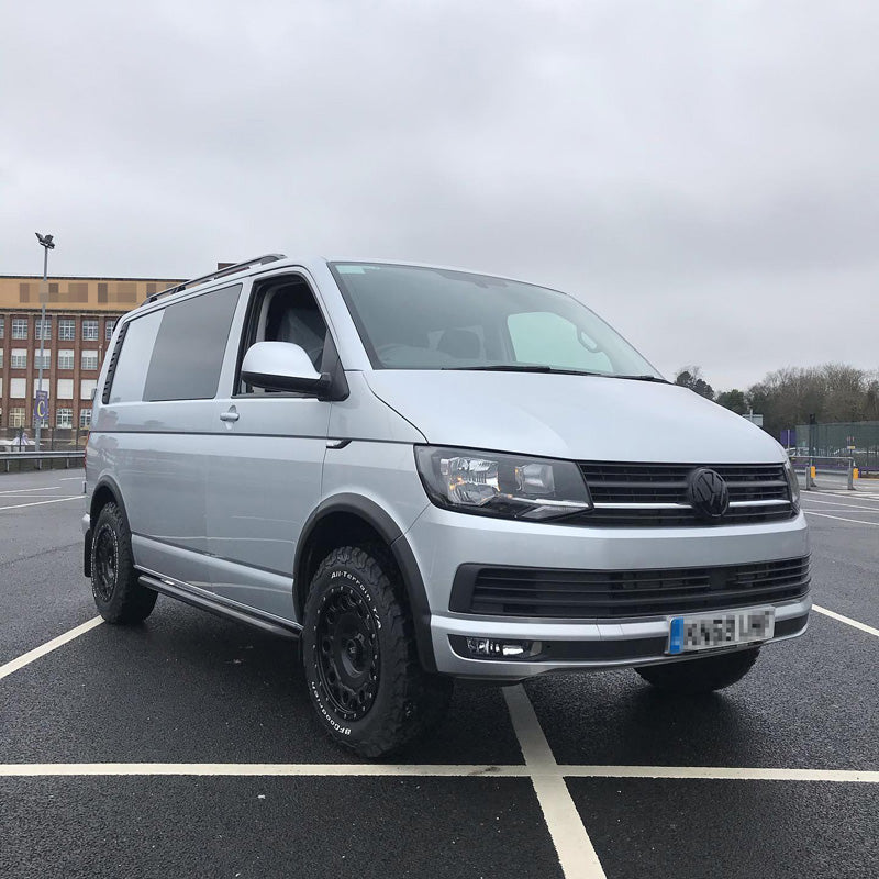 OneWay, Nakładki na nadkola, matowa czerń, Pasuje do Volkswagen Transporter T6 (2015-2019), krótki rozstaw osi – zestaw z 8 szt.