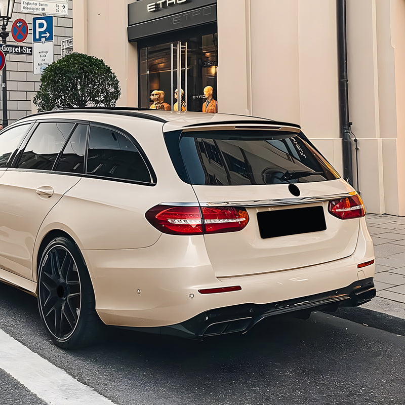 AutoStyle, střešní spoiler, lesklá černá, pasuje na Mercedes E-Class W213 kombi (2016-2023)